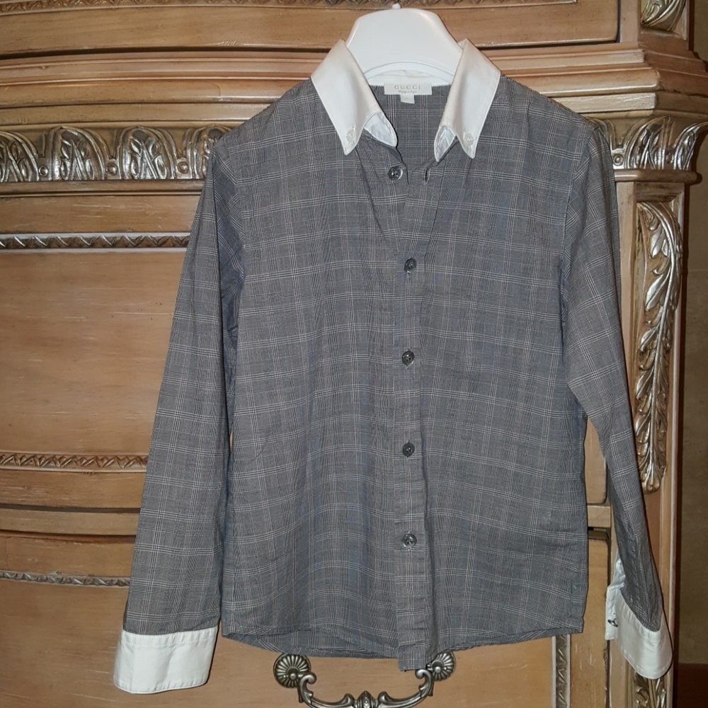 Authentic Gucci collared boys shirt, size 6.
